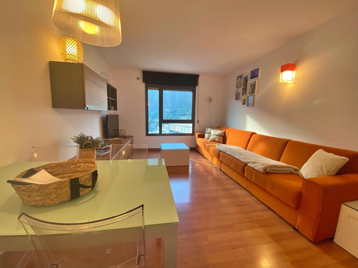 Апартаменты Tucamp 3,7 A 30 Mts De Funicamp Енкамп Экстерьер фото